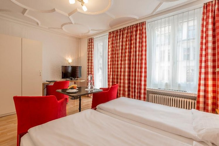 TWIN STANDARD Room