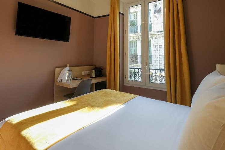 DOUBLE ECONOMY Room