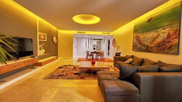 APARTMENT FOUR BEDROOMS ONE BATHROOM Room