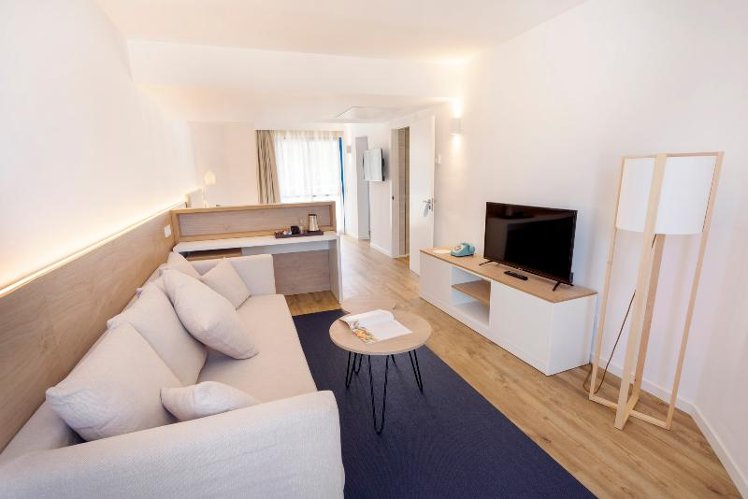 JUNIOR SUITE CAPACITY 1 Room
