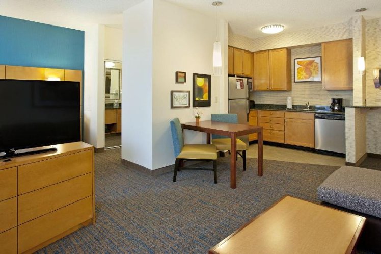 SUITE ACCESSIBLE SMOKING Room
