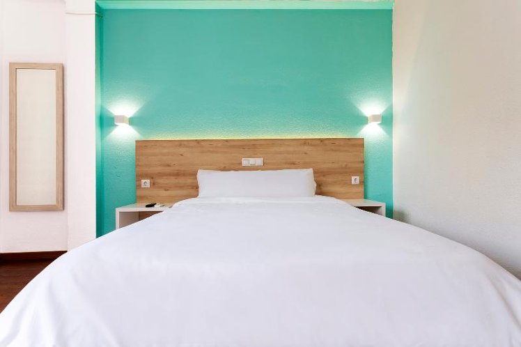 DOUBLE STANDARD Room