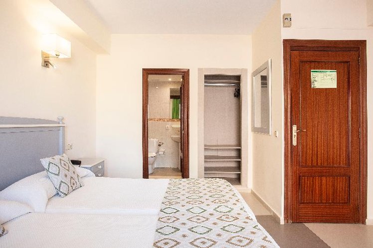 Double or Twin STANDARD Room