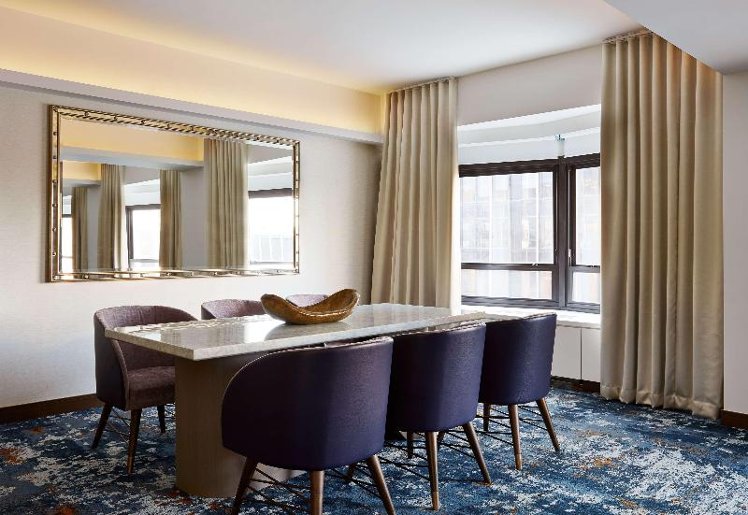 SUITE Presidential Room