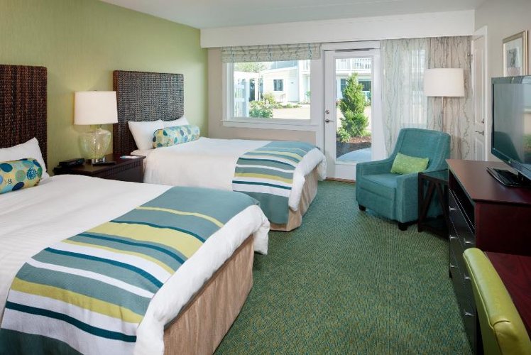 DOUBLE TWO DOUBLE BEDS Room