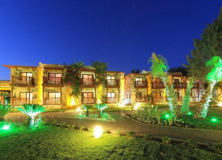 Camelot Boutique & Beach Spa