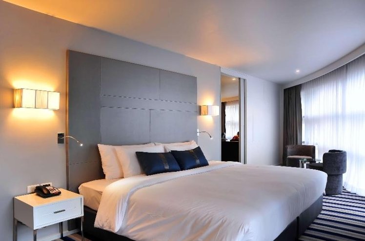 SUITE KING BED NON SMOKING Room