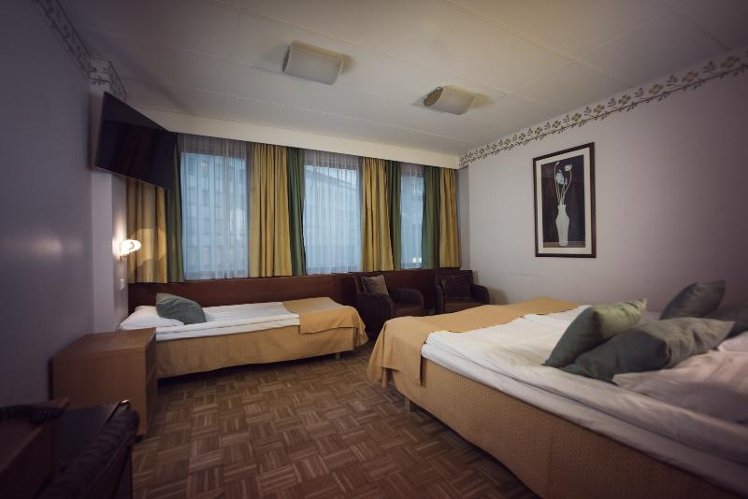 TRIPLE STANDARD Room
