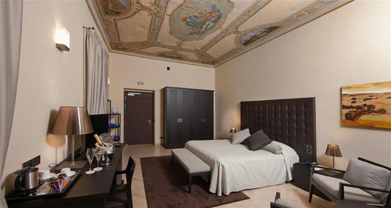 DOUBLE CLASSIC Room