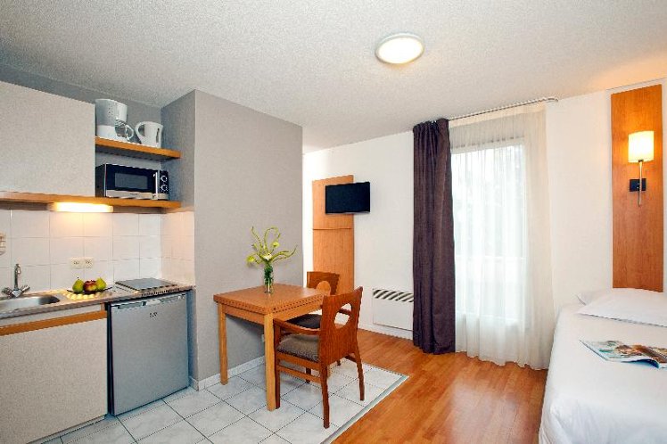 STUDIO CAPACITY 3 Room