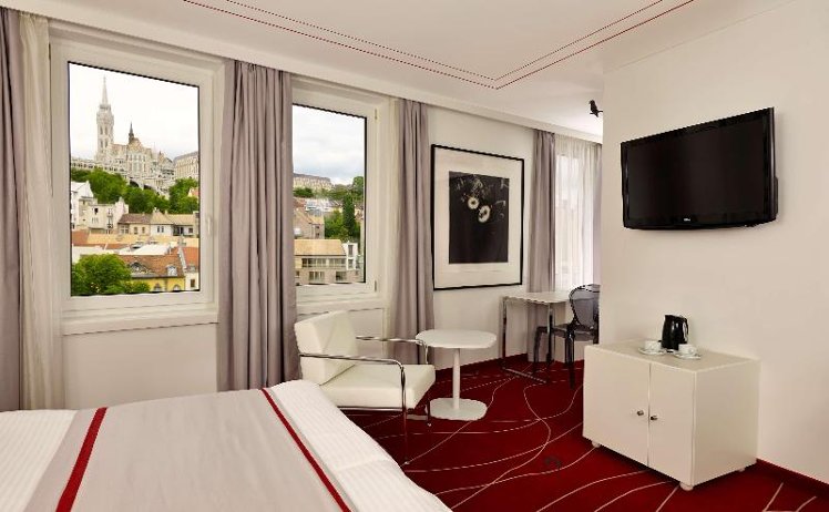 DOUBLE STANDARD Room