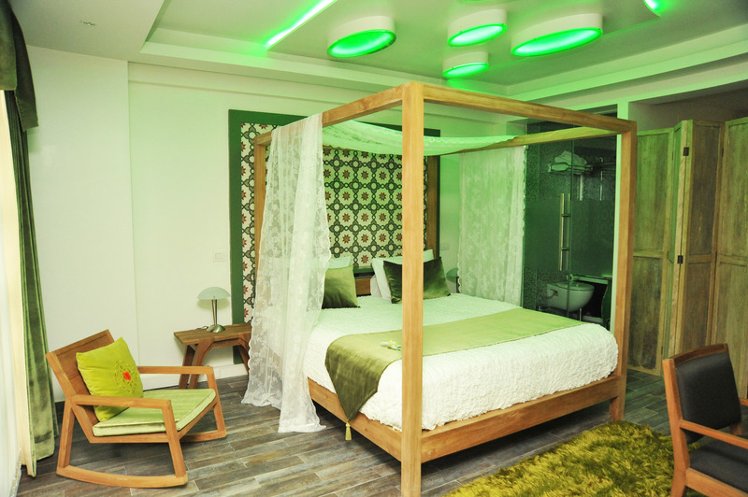 SINGLE DELUXE Room