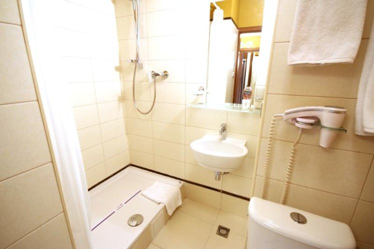TWIN SUPERIOR Room
