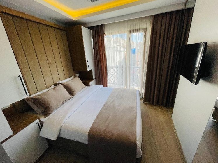 DOUBLE STANDARD Room