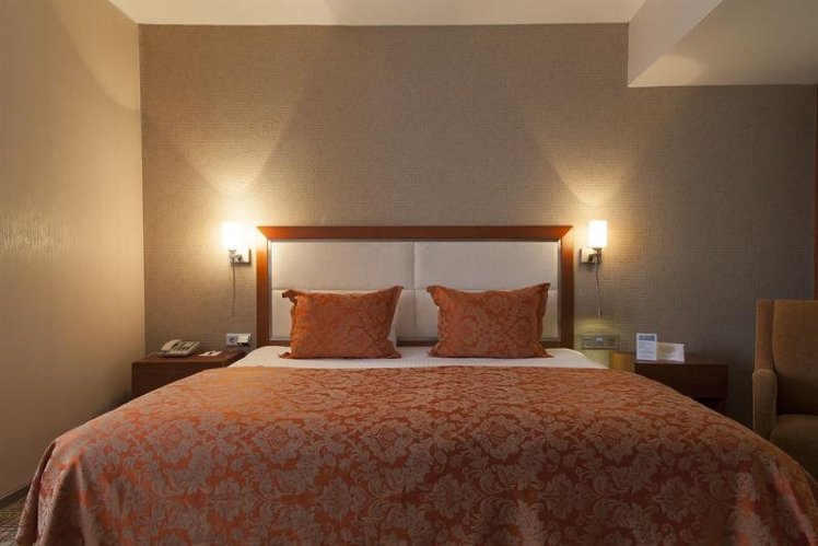 DOUBLE DELUXE Room