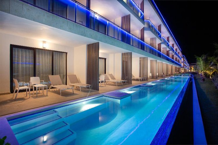 DOUBLE LUXURY Room