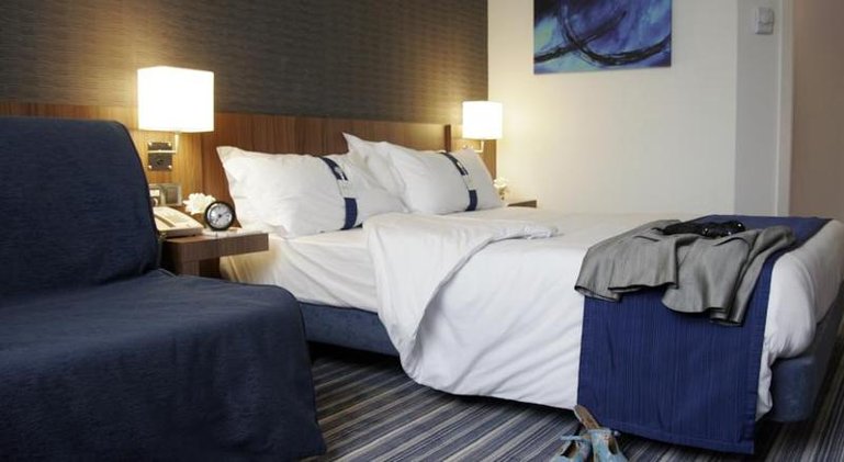 DOUBLE SINGLE USE STANDARD Room