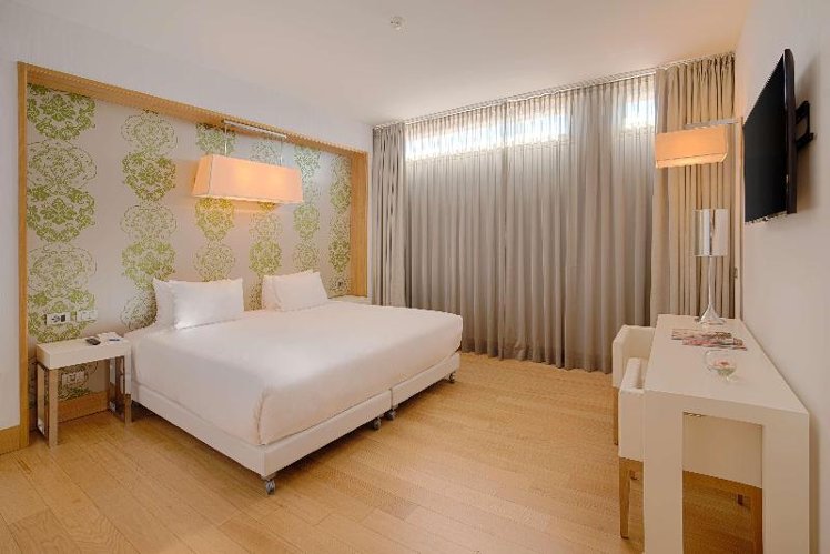 DOUBLE SUPERIOR Room