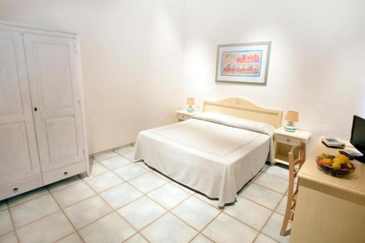 DOUBLE STANDARD Room