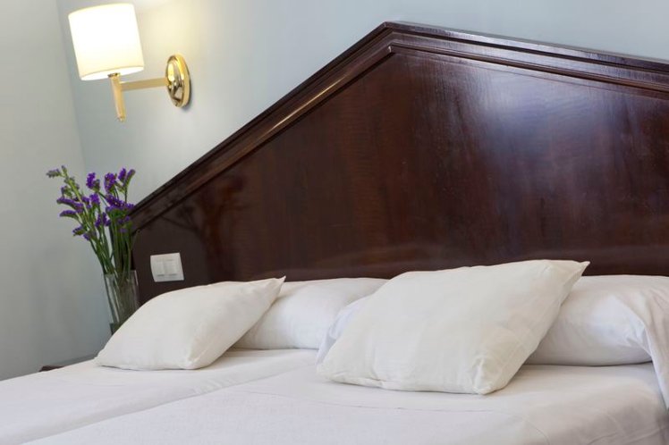 DOUBLE STANDARD Room