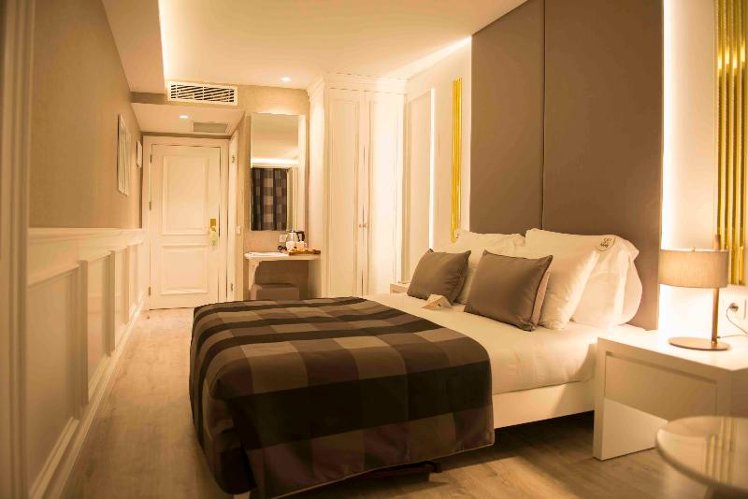 SINGLE STANDARD Room