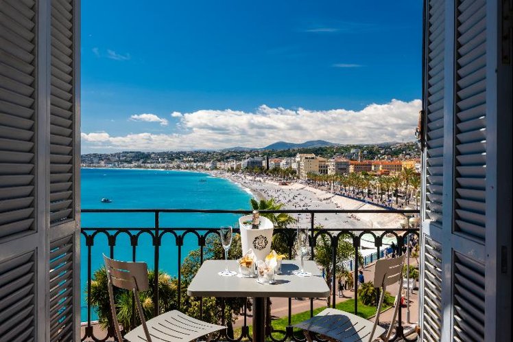 DOUBLE PREMIUM SEA VIEW Room