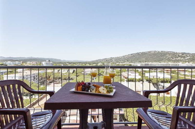 Double or Twin MOUNTAIN VIEW Room
