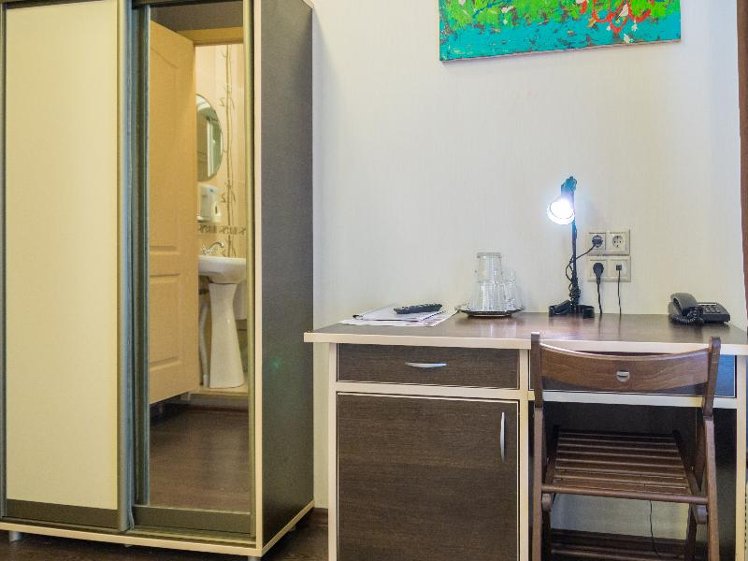 DOUBLE STANDARD Room