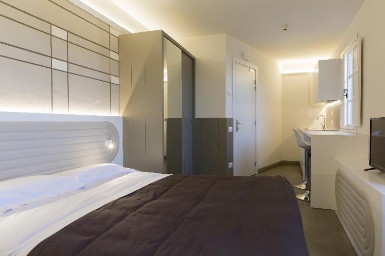 STUDIO DELUXE Room