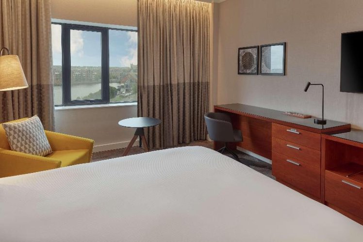 TWIN DELUXE WITH VIEWS Room