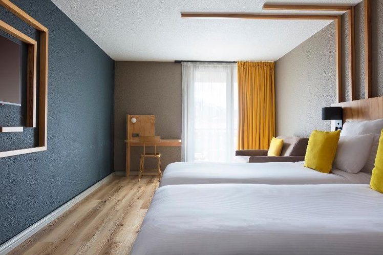 TRIPLE SUPERIOR Room