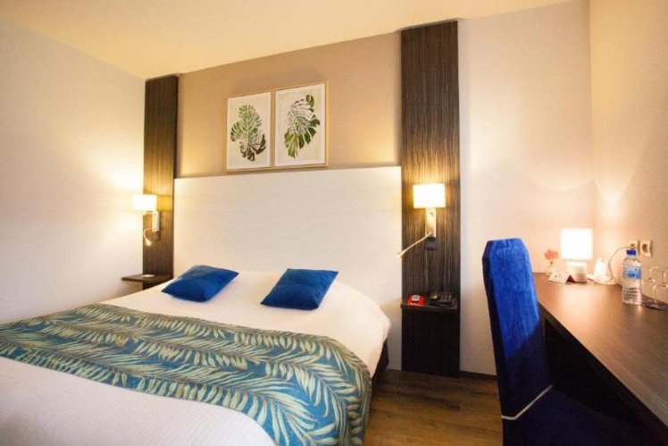 DOUBLE SUPERIOR Room