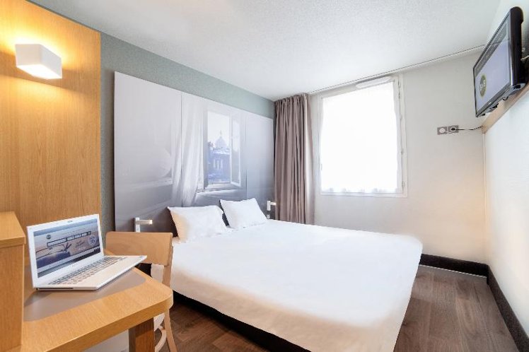 TRIPLE STANDARD Room