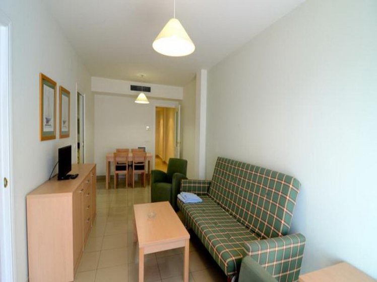 APARTMENT CAPACITY 6 TWO BEDROOMS Room