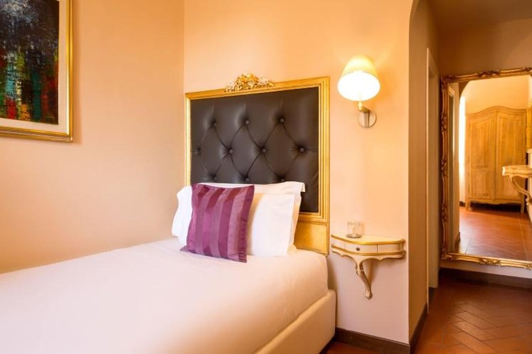 SINGLE SUPERIOR Room