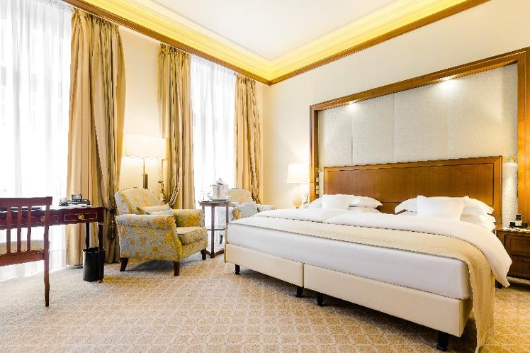 DOUBLE DELUXE Room