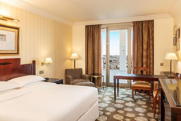 TWIN PREMIUM Room
