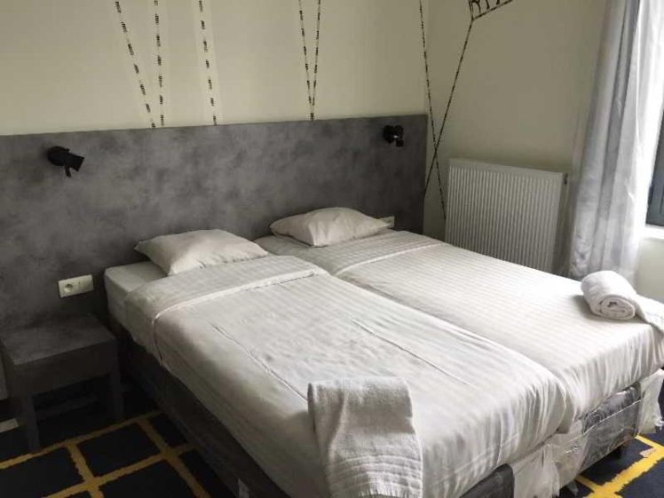 TWIN DELUXE Room