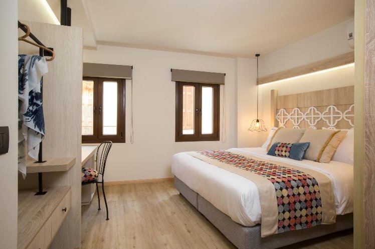 SUITE TWO BEDROOMS WITH TERRACE Room