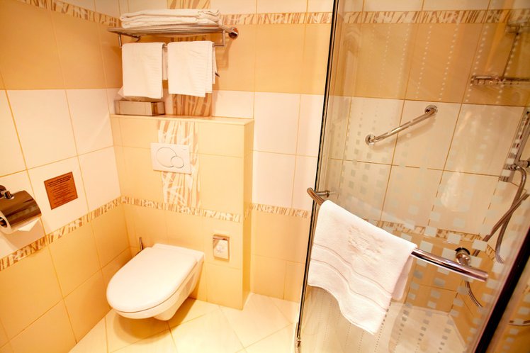 DOUBLE STANDARD Room