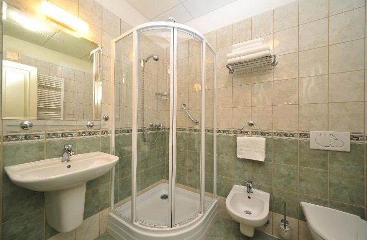 DOUBLE STANDARD Room