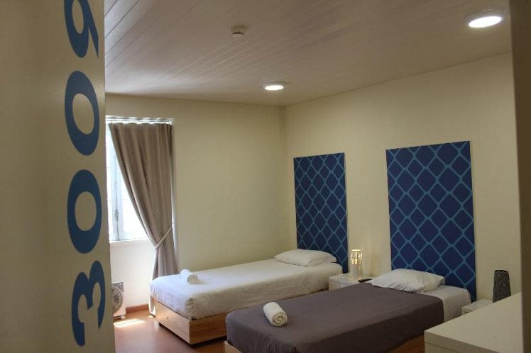 QUADRUPLE WITH SHARED BATHROOM Room