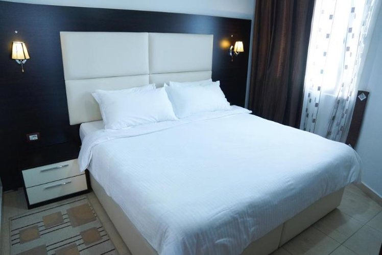 DOUBLE STANDARD Room