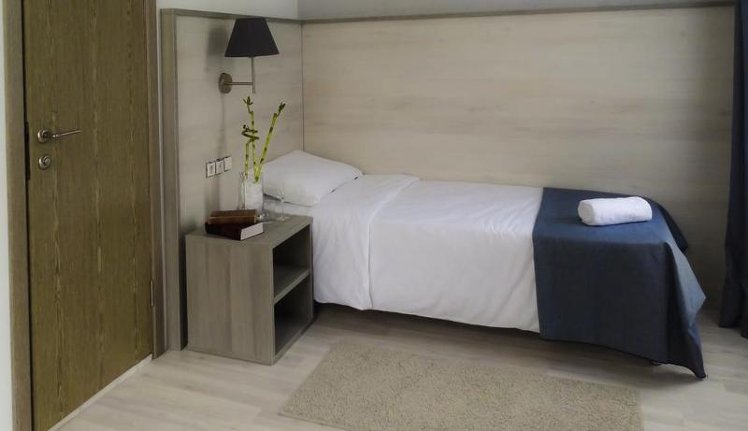 SINGLE STANDARD Room