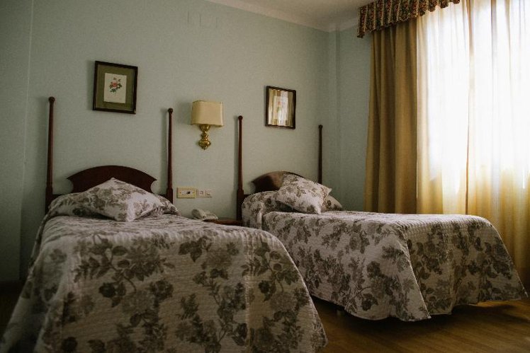 TWIN STANDARD Room