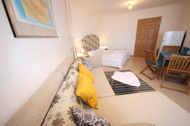 SINGLE STANDARD Room