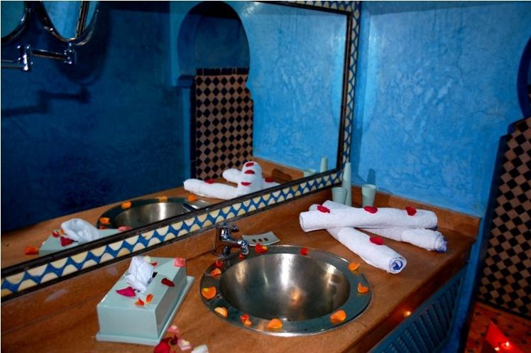 TRIPLE STANDARD Room