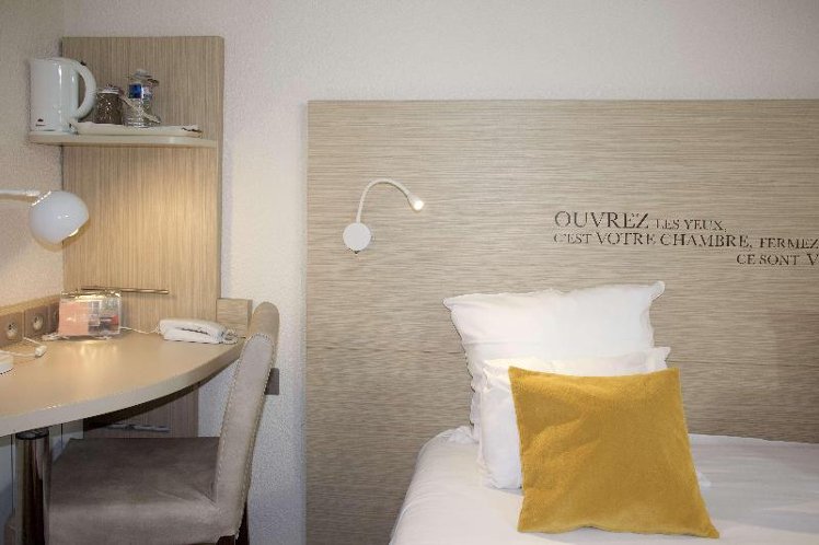 DOUBLE STANDARD Room