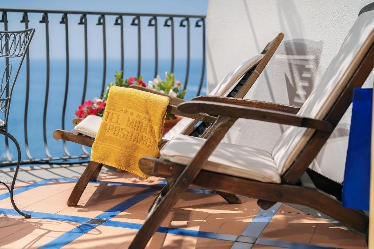 DOUBLE DELUXE SEA VIEW WITH BALCONY Room