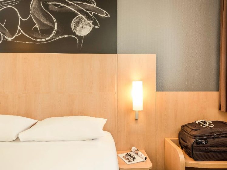 TWIN STANDARD Room